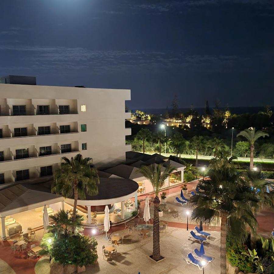 Nissiana Hotel & Bungalows ไอยานาปา ภายนอก รูปภาพ