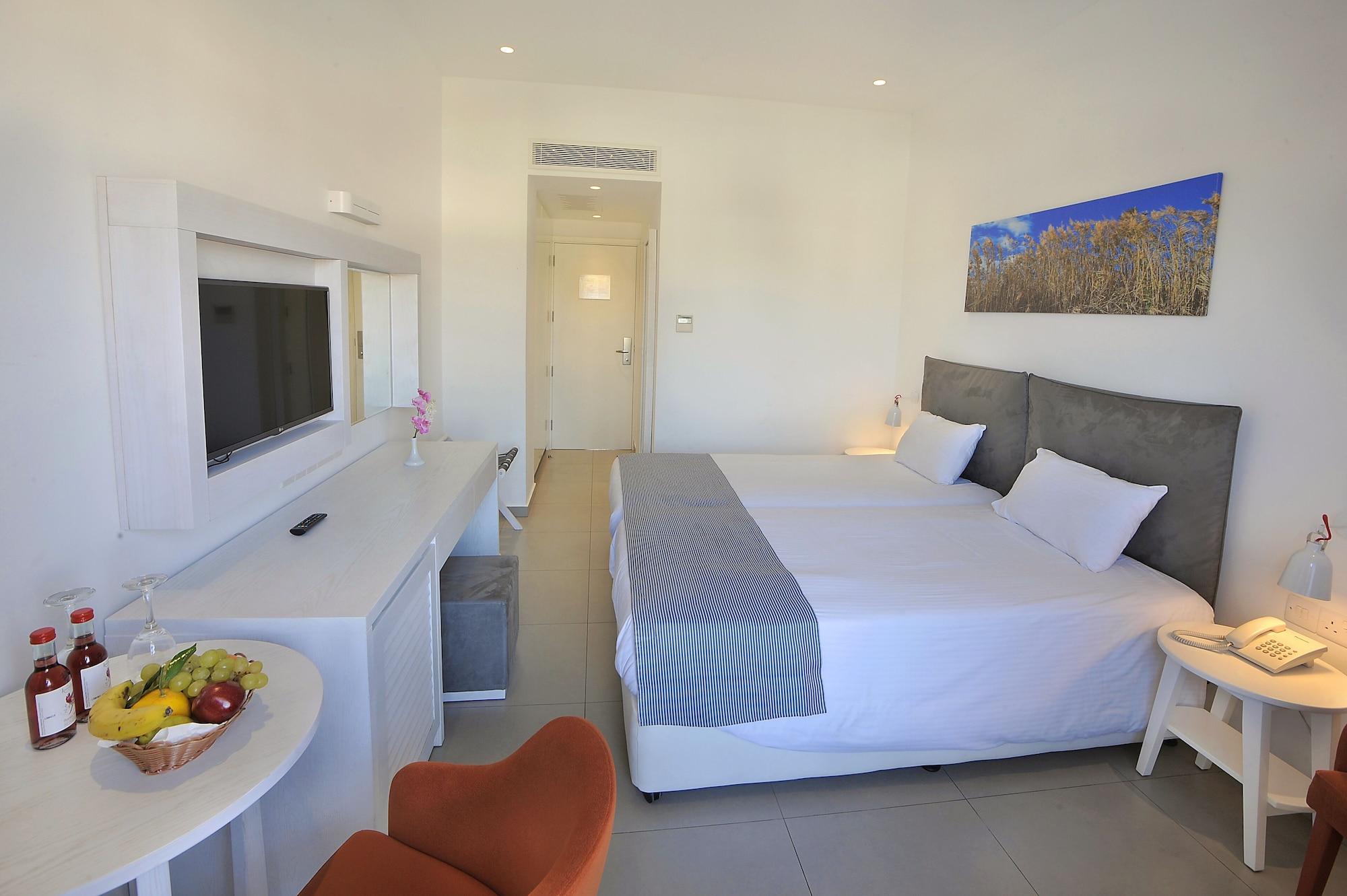 Nissiana Hotel & Bungalows ไอยานาปา ภายนอก รูปภาพ