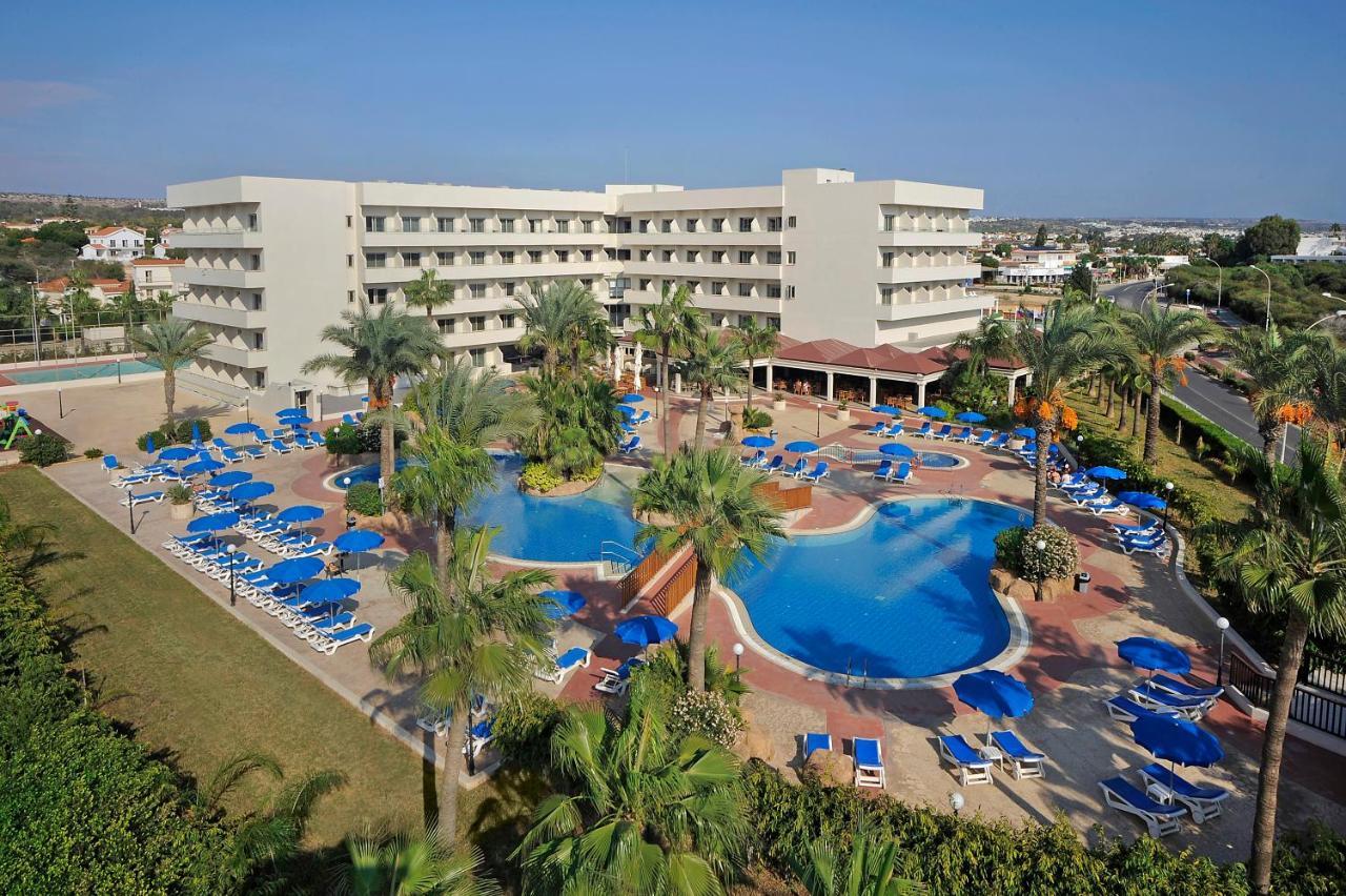 Nissiana Hotel & Bungalows ไอยานาปา ภายนอก รูปภาพ